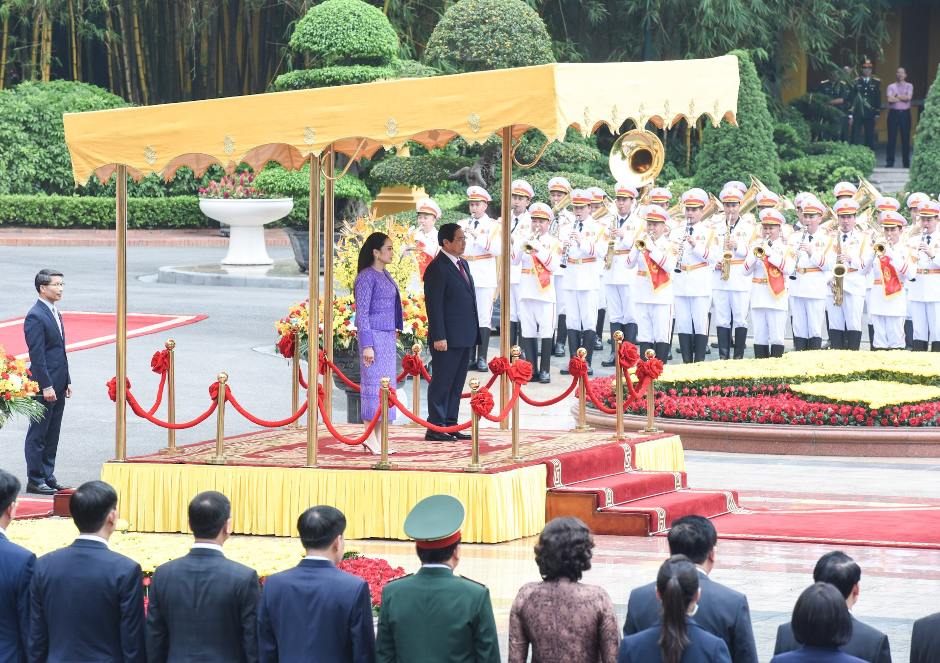 Церемония поднятия флагов. Фото: Чан Хай Церемония поднятия флагов. Фото: Чан Хай
