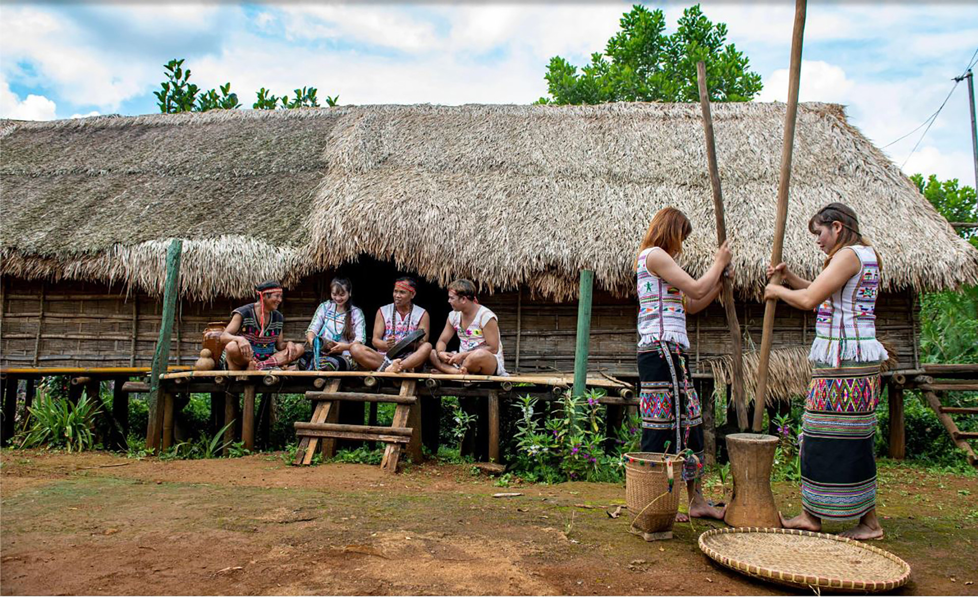 Представители народности Ма в провинции Ламдонг. Фото: Тхань Дат Представители народности Ма в провинции Ламдонг. Фото: Тхань Дат