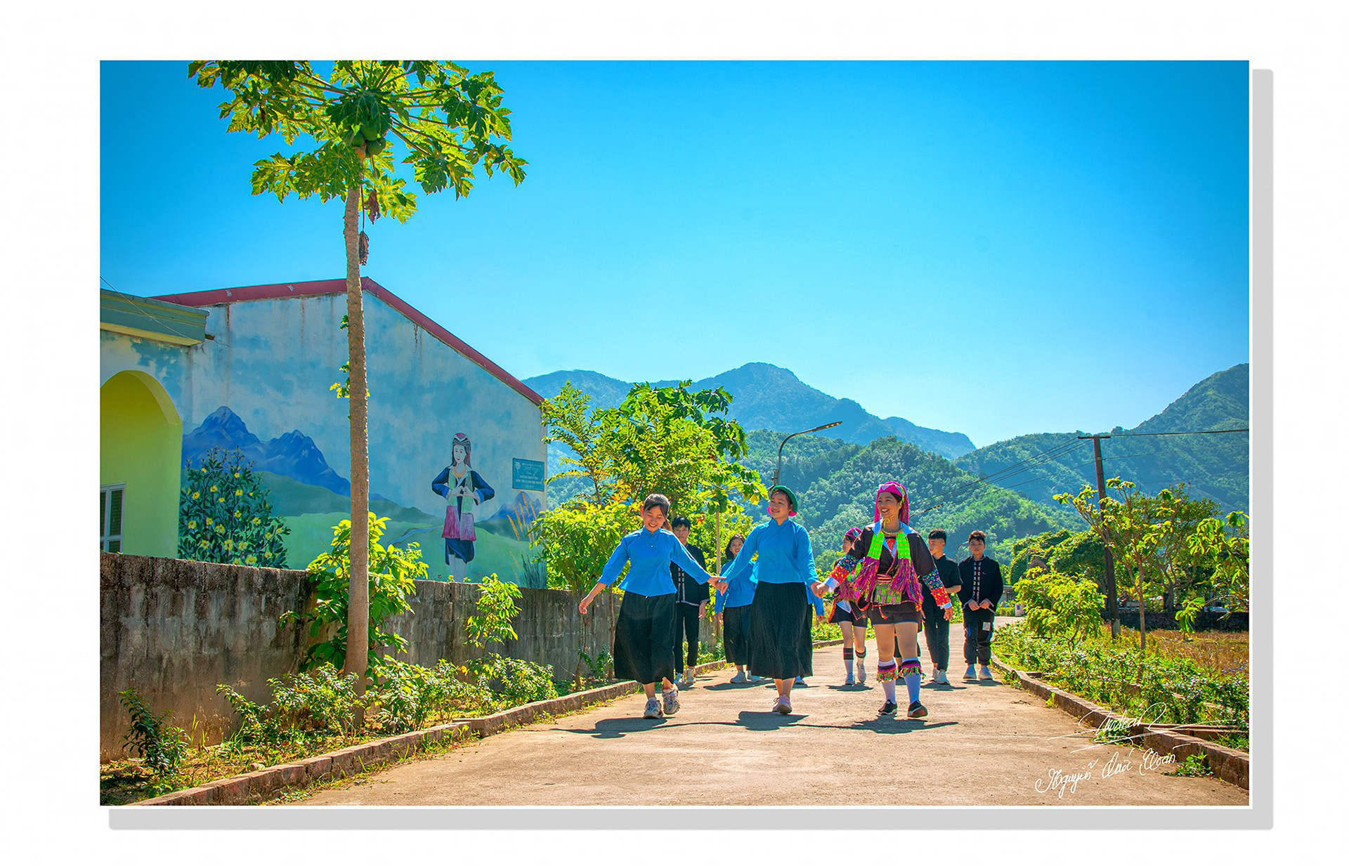 Туристическая деревня Хайшон (Монгкай). Фото: Информационный портал города Монгкай Туристическая деревня Хайшон (Монгкай). Фото: Информационный портал города Монгкай