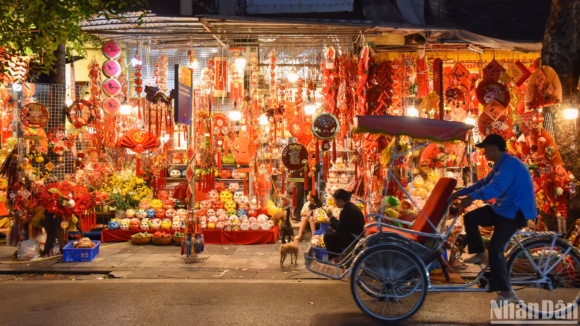 Яркие краски Тэта в старом квартале Ханоя