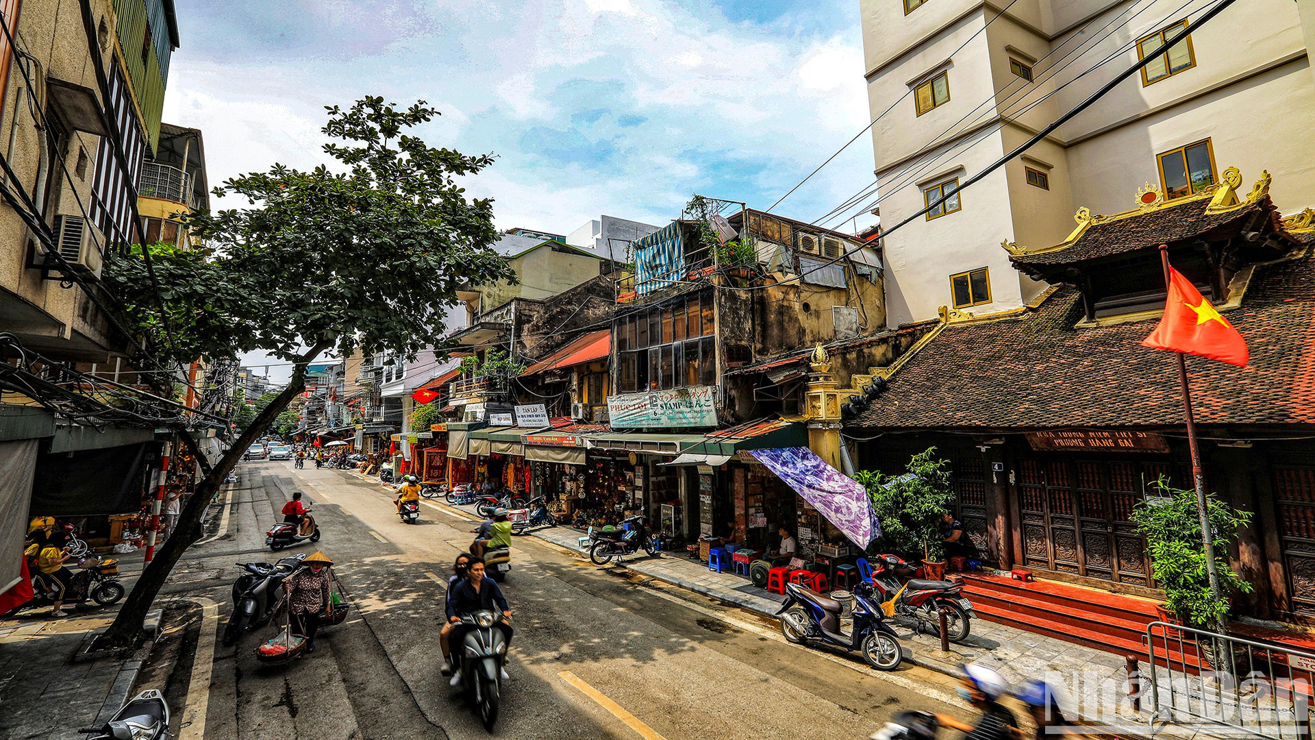 Улица Хангкуат. Улица Хангкуат.