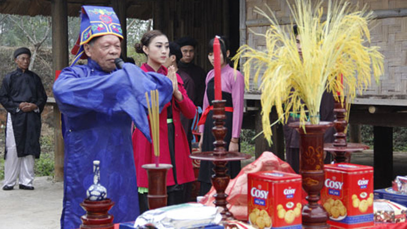 Церемония молитвы об урожае представителей народности Шантяй. Фото: Деревня культуры и туризма народностей Вьетнама Церемония молитвы об урожае представителей народности Шантяй. Фото: Деревня культуры и туризма народностей Вьетнама