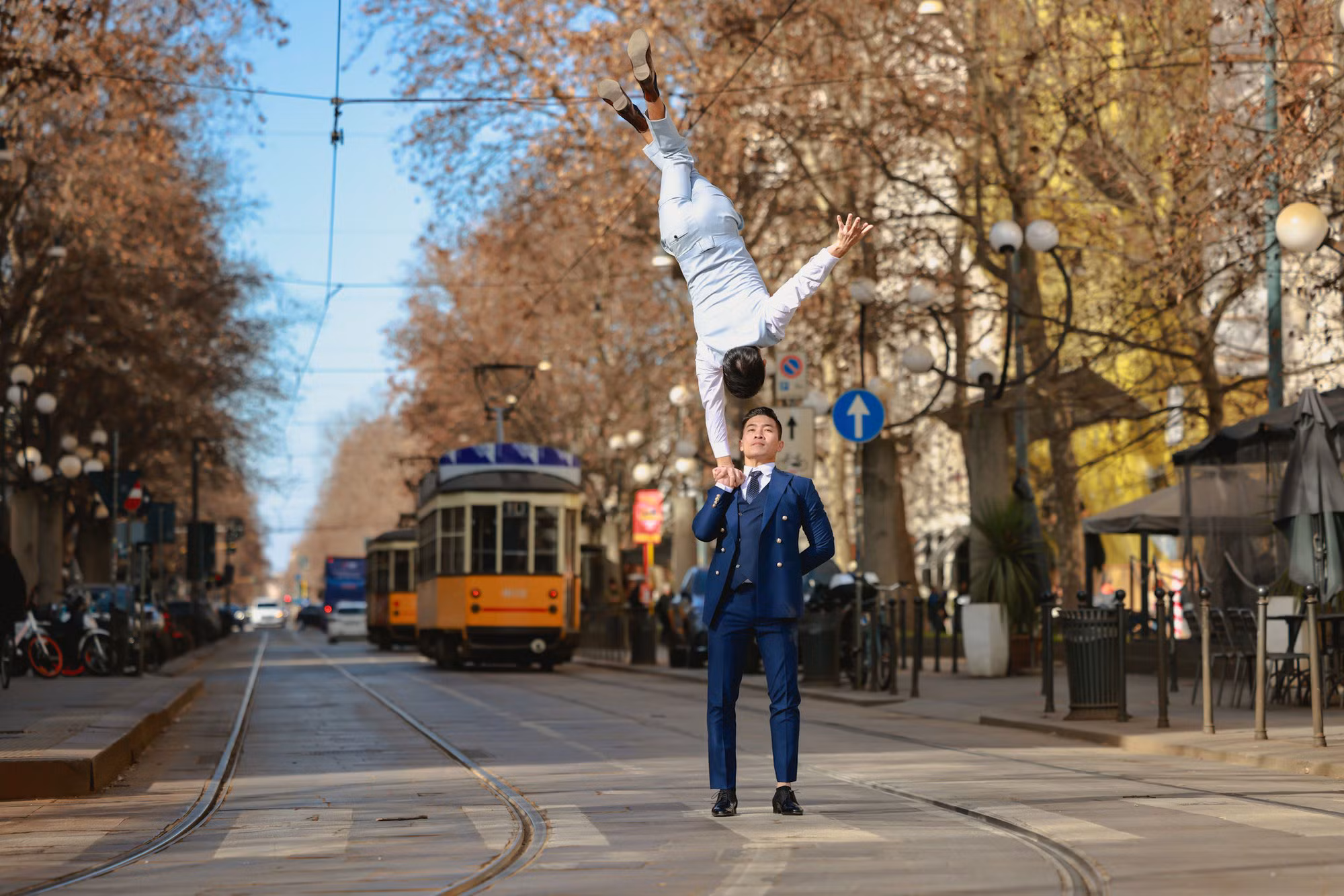 На одной красивой улице в Милане.