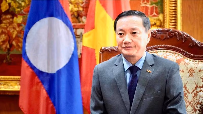 Посол Вьетнама в Лаосе Нгуен Ба Хунг