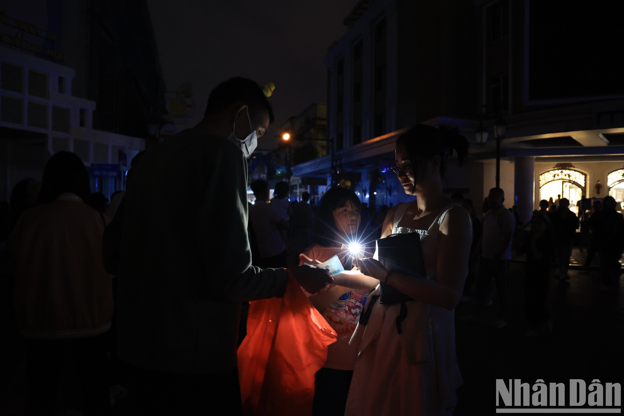 Мероприятие привлекает к участию многих жителей и гостей столицы. Мероприятие привлекает к участию многих жителей и гостей столицы.