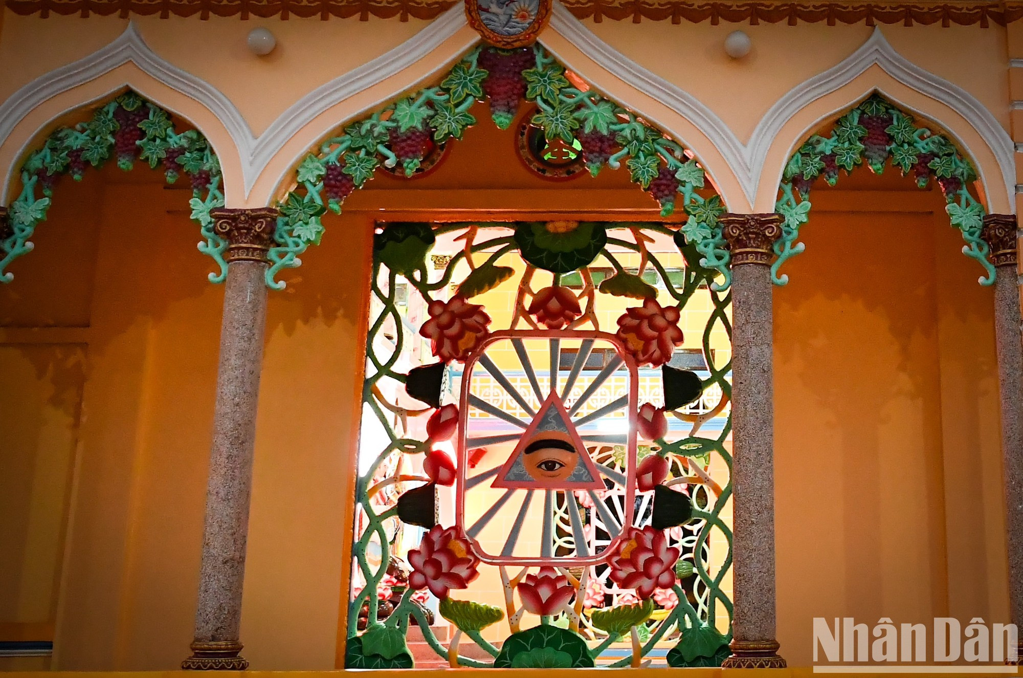 Изображение Всевидящего ока.