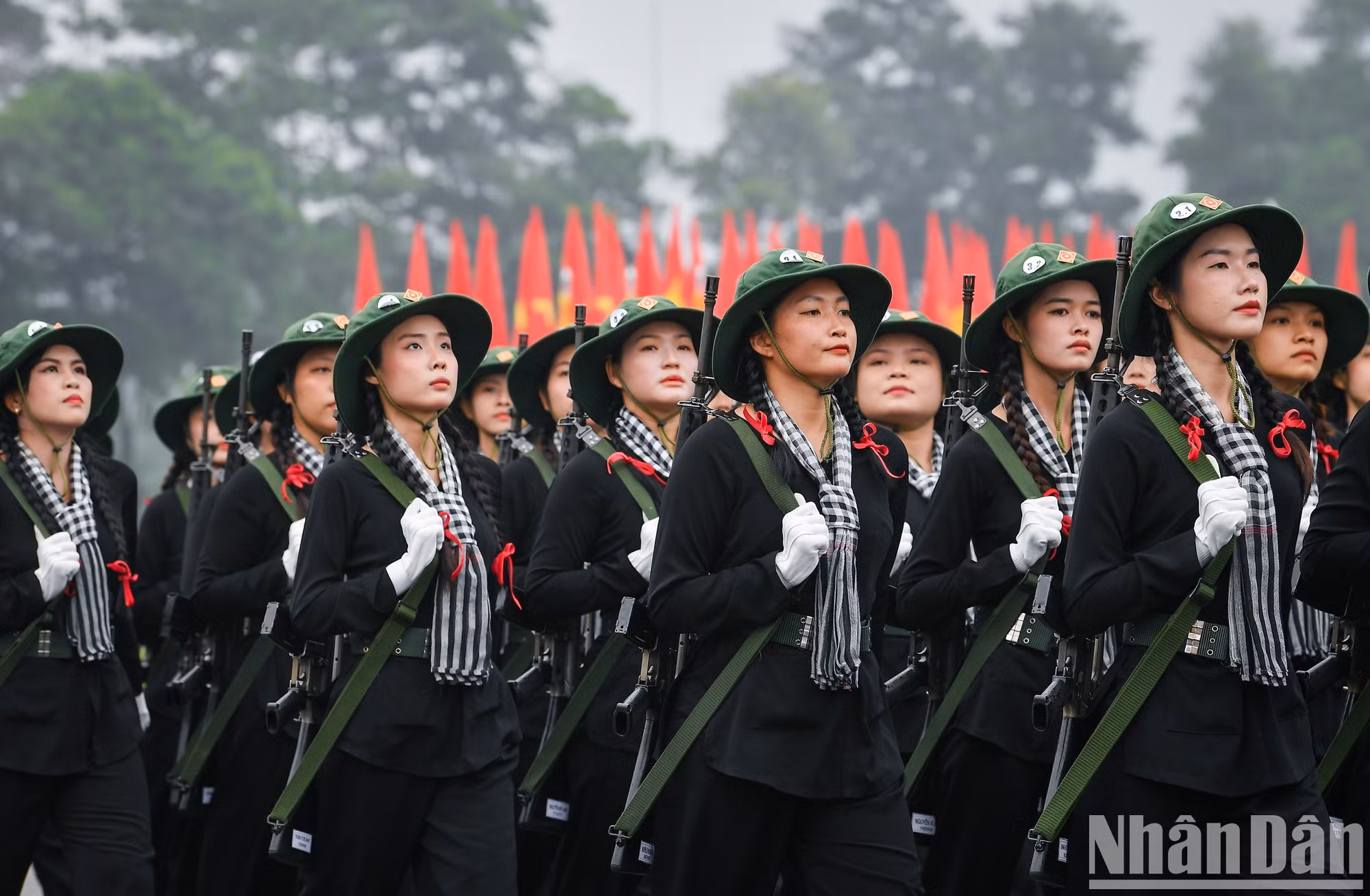 Группа женщин-партизан на Юге.
