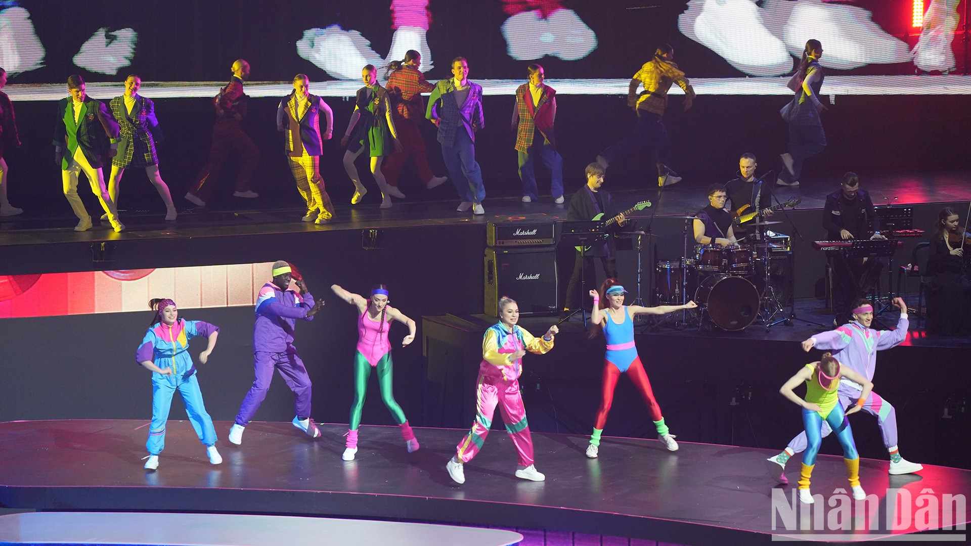 «Уверен, ваши дискуссии будут интересны, полезны самой широкой аудитории, так же как и ваши впечатления о событиях, которые состоятся на фестивальных площадках, и, конечно, о самой России, о людях, которые здесь живут», – сказал Президент России. «Уверен, ваши дискуссии будут интересны, полезны самой широкой аудитории, так же как и ваши впечатления о событиях, которые состоятся на фестивальных площадках, и, конечно, о самой России, о людях, которые здесь живут», – сказал Президент России.