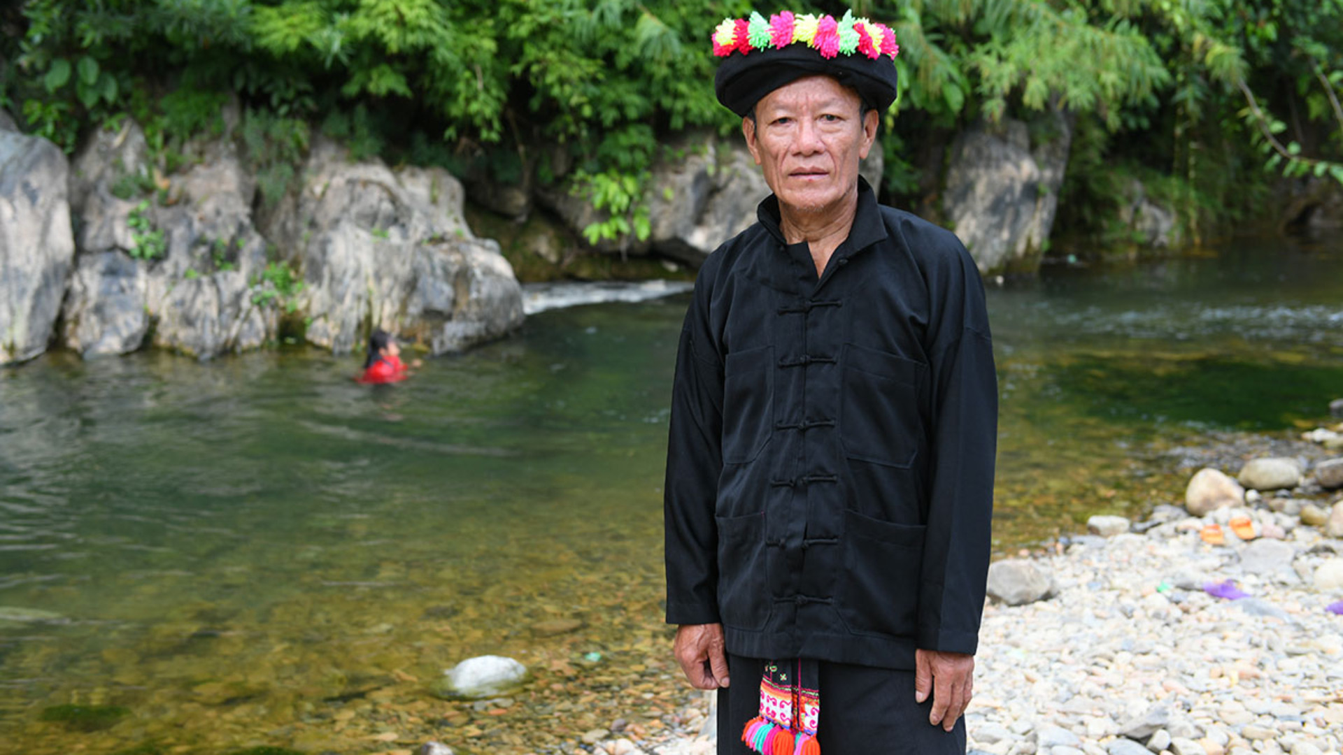 Наряд мужчины Лаху. Фото: Тхань Дат Наряд мужчины Лаху. Фото: Тхань Дат