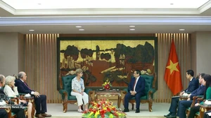 Премьер-министр Фам Минь Тьинь принял делегацию Фонда Эйзенхауэра США. Фото: ВИА