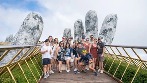 Ba Na Hills остаётся знаковым местом отдыха, даря безупречные и незабываемые моменты каждому поколению семьи. Фото: Sun Group