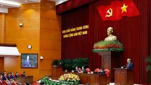 Генеральный секретарь ЦК КПВ То Лам выступает с вступительной речью на открытии 2-го пленума ЦК КПВ XIV созыва. Фото: ВИА