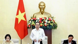 Председатель Национального собрания Чан Тхань Ман выступает. Фото: ВИА