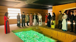 Применение современных технологий для презентации про объект наследия в Музее Ханоя. 