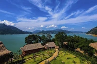 Oзеро Хоабинь. Фото: baodautu.vn