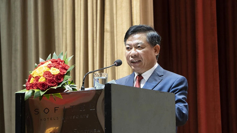 Посол Вьетнама в Камбодже Нгуен Хюи Танг выступает с речью. Фото: Нгуен Хиеп Посол Вьетнама в Камбодже Нгуен Хюи Танг выступает с речью. Фото: Нгуен Хиеп