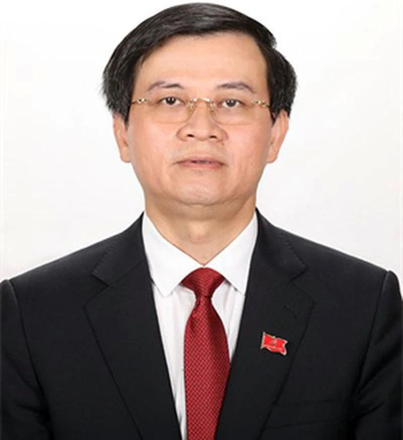 ЧЛЕН ЦК КПВ, СЕКРЕТАРЬ ПАРТКОМА ПРОВИНЦИИ НИНЬБИНЬ ДОАН МИНЬ ХУАН ЧЛЕН ЦК КПВ, СЕКРЕТАРЬ ПАРТКОМА ПРОВИНЦИИ НИНЬБИНЬ ДОАН МИНЬ ХУАН