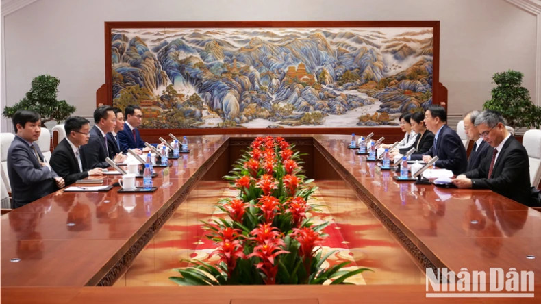 Общий вид встречи. Фото: Хыу Хынг Общий вид встречи. Фото: Хыу Хынг