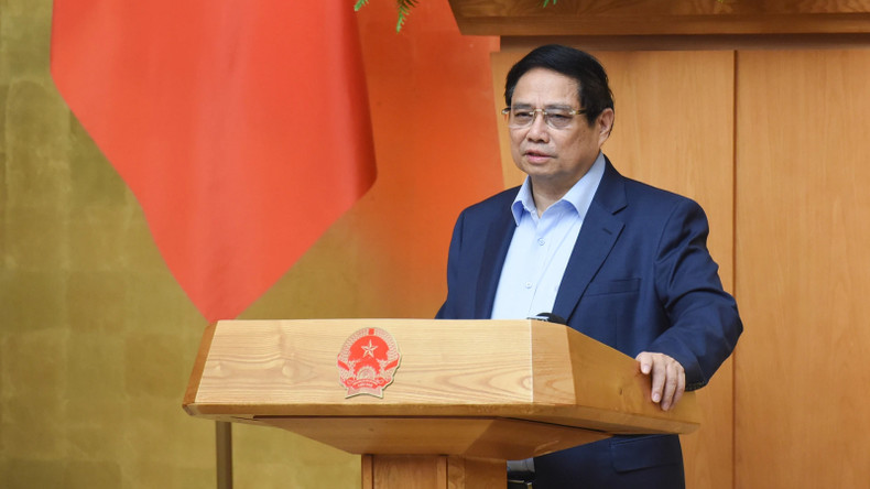 Премьер-министр Фам Минь Тьинь выступает на заседании. Фото: Чан Хай Премьер-министр Фам Минь Тьинь выступает на заседании. Фото: Чан Хай