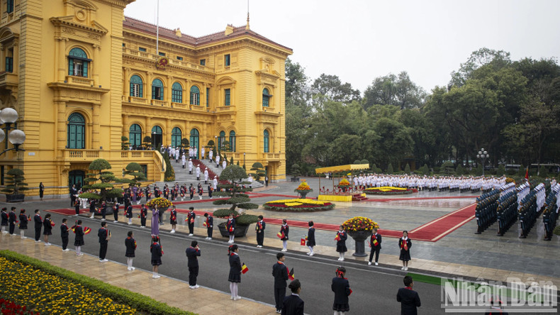 Общий вид церемонии встречи. Фото: Тхюи Нгуен – Шон Тунг