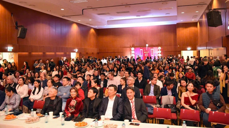 Участники программы. Фото: Посольство Вьетнама в Австрии