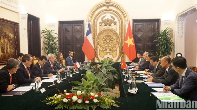 Общий вид переговоров. Фото: Чунг Хынг Общий вид переговоров. Фото: Чунг Хынг