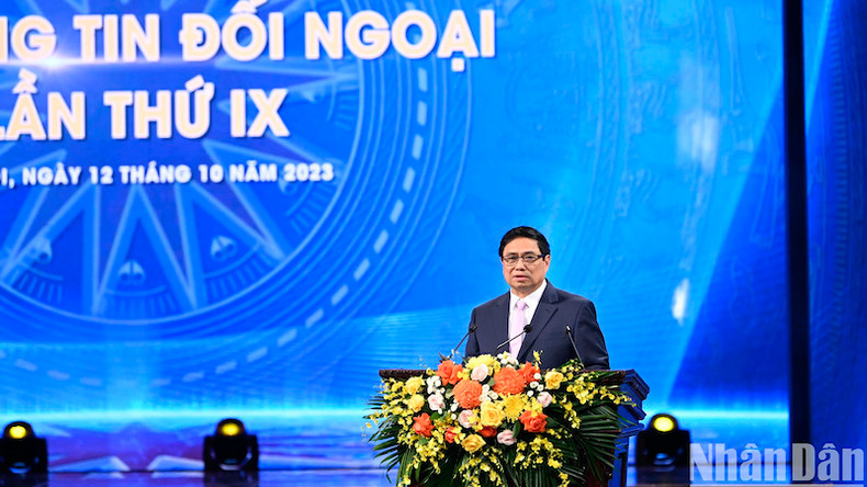 Премьер-министр Фам Минь Тьинь выступает на церемонии. Фото: Тхань Дат Премьер-министр Фам Минь Тьинь выступает на церемонии. Фото: Тхань Дат