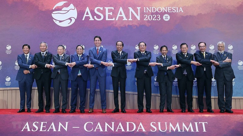 Главы делегаций-участников саммита АСЕАН-Канада. Фото: ВИА Главы делегаций-участников саммита АСЕАН-Канада. Фото: ВИА
