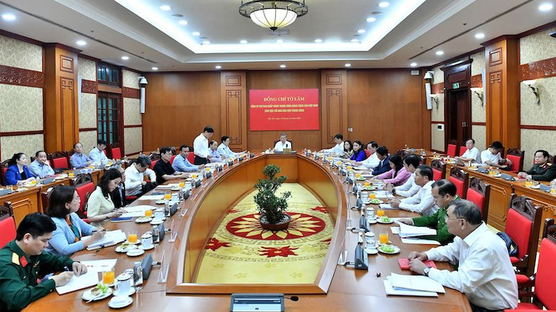 Общий вид рабочей встречи. Фото: Данг Кхоа Общий вид рабочей встречи. Фото: Данг Кхоа