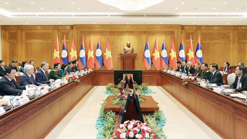 Общий вид переговоров. Фото: ВИА Общий вид переговоров. Фото: ВИА