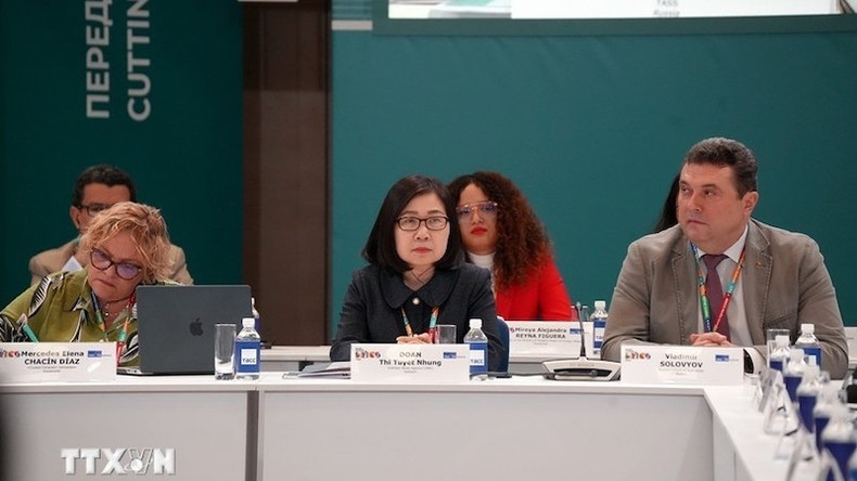 Заместитель генерального директора ВИА Доан Тхи Тует Нюнг на медиасаммите БРИКС. Фото: ВИА Заместитель генерального директора ВИА Доан Тхи Тует Нюнг на медиасаммите БРИКС. Фото: ВИА