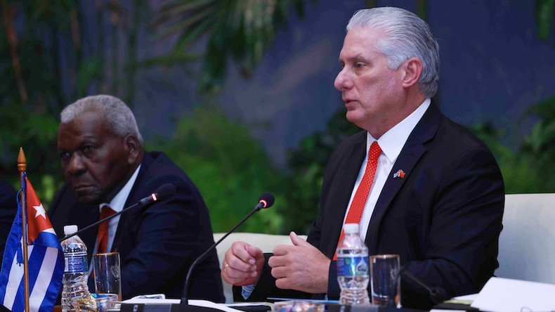 Первый секретарь ЦК КПК, Президент Кубы Мигель Диас-Канель Бермудес выступает на переговорах. Фото: ВИА Первый секретарь ЦК КПК, Президент Кубы Мигель Диас-Канель Бермудес выступает на переговорах. Фото: ВИА