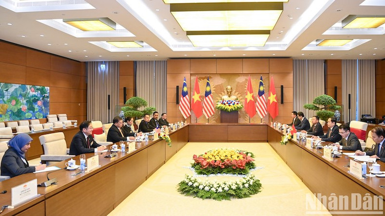 Общий вид переговоров. Фото: Зюи Линь Общий вид переговоров. Фото: Зюи Линь