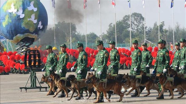 Показательные выступления с участием служебных собак. Фото: ВИА Показательные выступления с участием служебных собак. Фото: ВИА