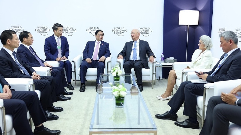 Общий вид приема профессора Клауса Шваба. Фото: ВИА Общий вид приема профессора Клауса Шваба. Фото: ВИА