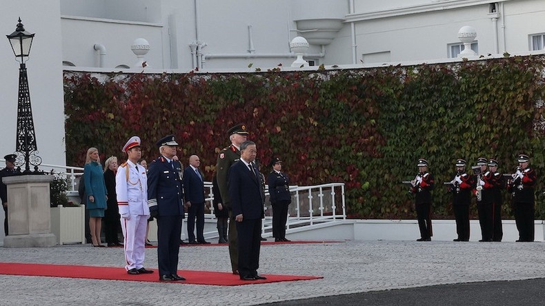 Церемония подъема флагов. Фото: ВИА Церемония подъема флагов. Фото: ВИА