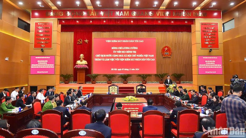 Общий вид рабочей встречи. Общий вид рабочей встречи.