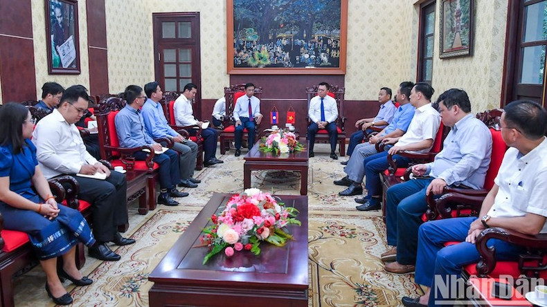 Общий вид рабочей встречи. Фото: Тхань Дат Общий вид рабочей встречи. Фото: Тхань Дат