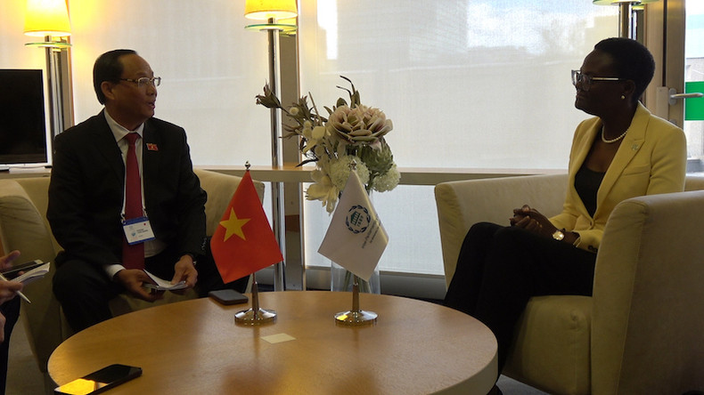 Зампредседателя НС Чан Куанг Фыонг встретился с Председателем МПС Тулия Аксон. Фото: quochoi.vn Зампредседателя НС Чан Куанг Фыонг встретился с Председателем МПС Тулия Аксон. Фото: quochoi.vn