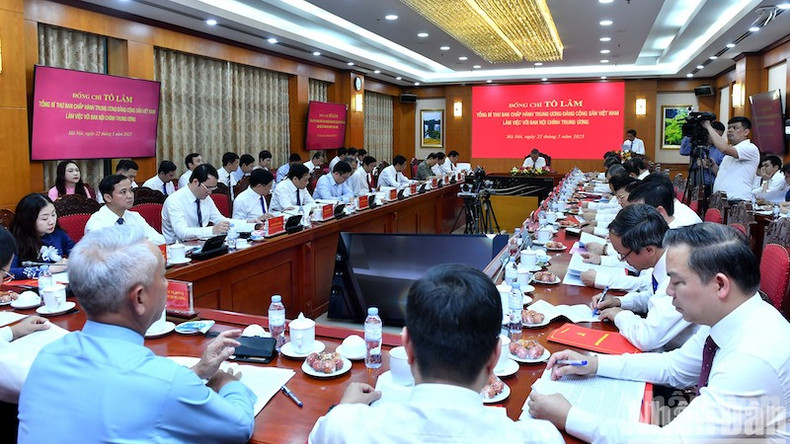 Общий вид встречи. Фото: Данг Кхоа