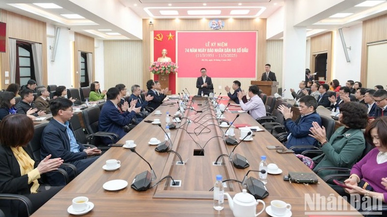 Общий вид митинга. Фото: Тхэ Дай Общий вид митинга. Фото: Тхэ Дай