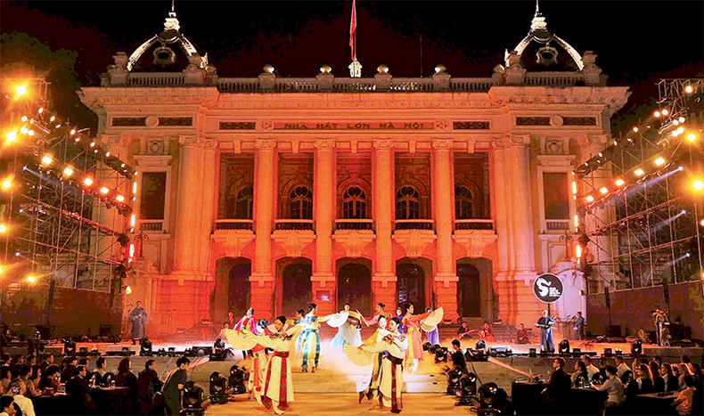 Фестиваль креативности и дизайна 2024 года доказал, что Ханой – творческий город с множеством творческих сообществ в разных областях. Фото: Хуен Тхыонг