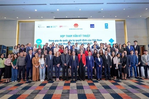 Участники заседания фотографируются на память. Фото: GIZ