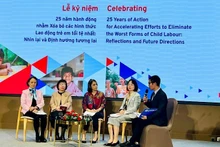 Участники дискуссии на мероприятии.