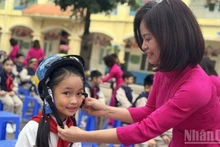 Передача послания «Шлем безопасности – Безопасность для детей». (Фото: HNV)