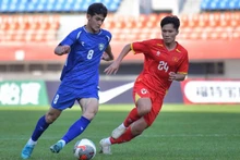 Сборная U22 Вьетнама уступила сборной U22 Узбекистана со счетом 0:1. (Фото: Федерация футбола Вьетнама)