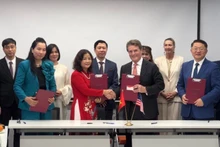 Руководители двух сторон подписывают Меморандум о взаимопонимании по сотрудничеству на период 2026-2030 годов.