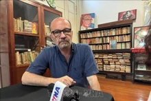 Марсело Родригес, заведующий Отделом международных связей ЦК Коммунистической партии Аргентины, даёт интервью корреспонденту ВИА в Буэнос-Айресе. (Фото: ВИА)