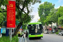 Автовокзалы Ханоя работают в усиленном режиме в период Нового года 2026