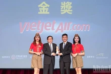 Vietjet получает золотую награду за устойчивое развитие транспорта по стандартам ESG на Тайване (Китай).